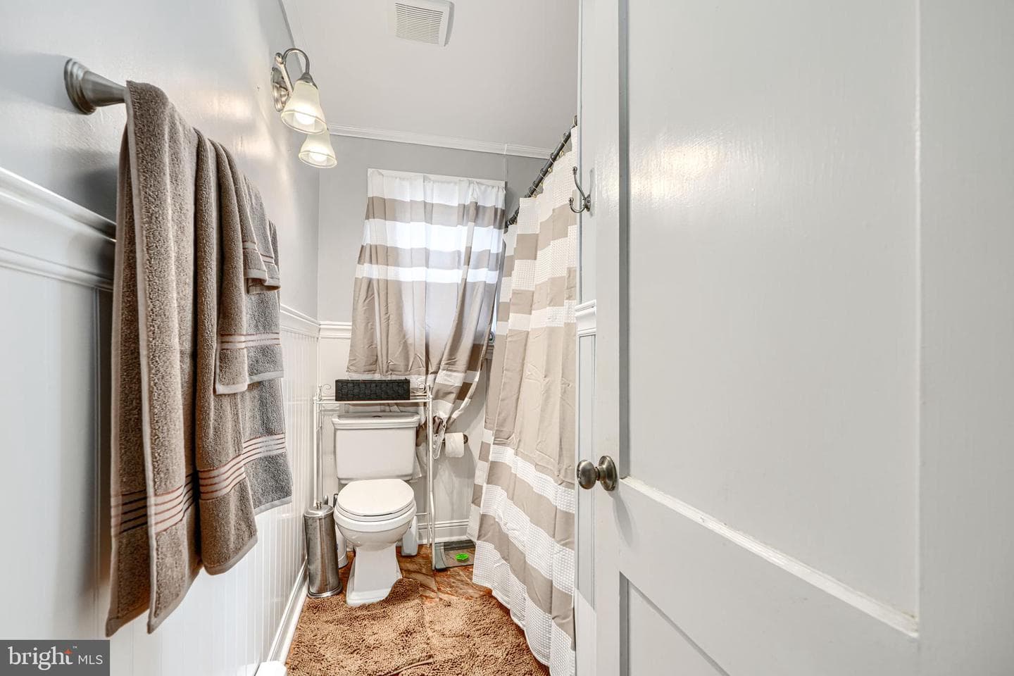 5943 Clayton Avenue photo 22