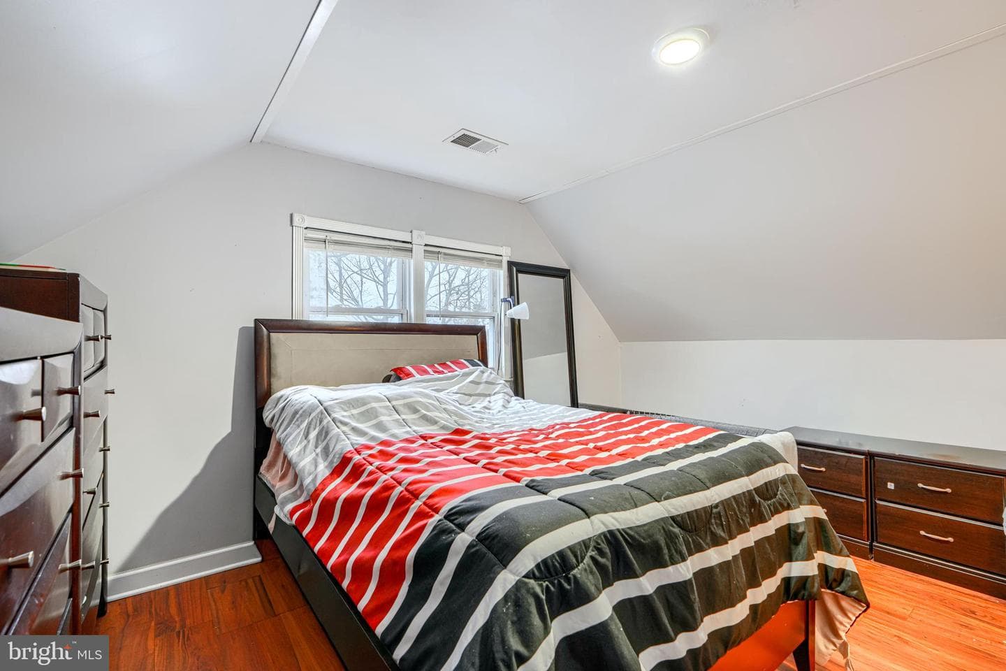 5943 Clayton Avenue photo 26