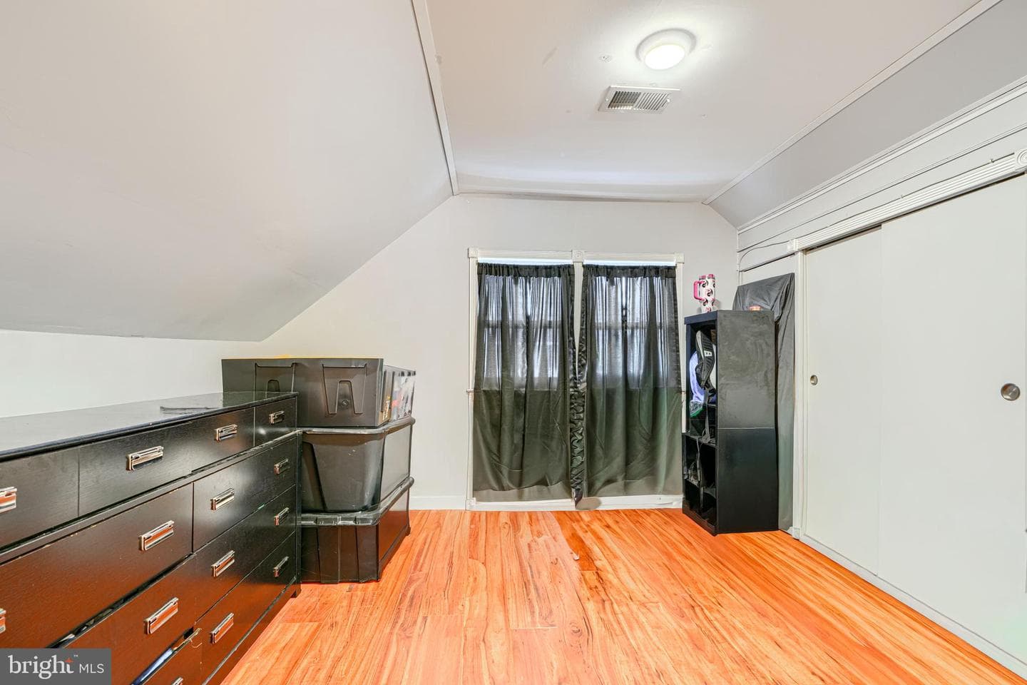 5943 Clayton Avenue photo 28
