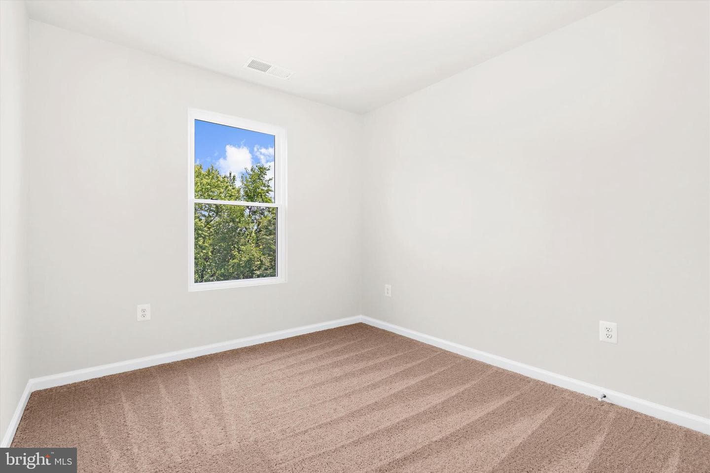 8131 Bartholomew Court photo 32