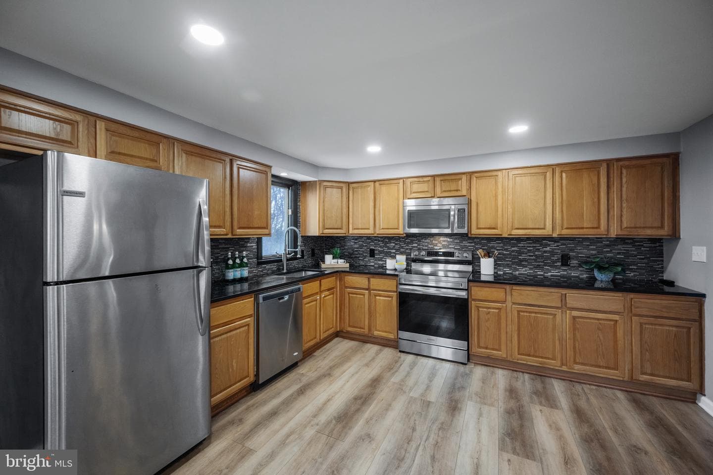 15915 Trenton Road photo 16