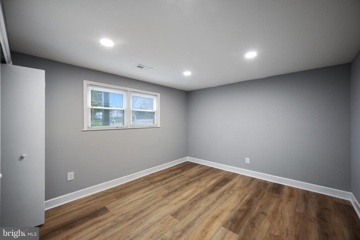 15915 Trenton Road photo 32
