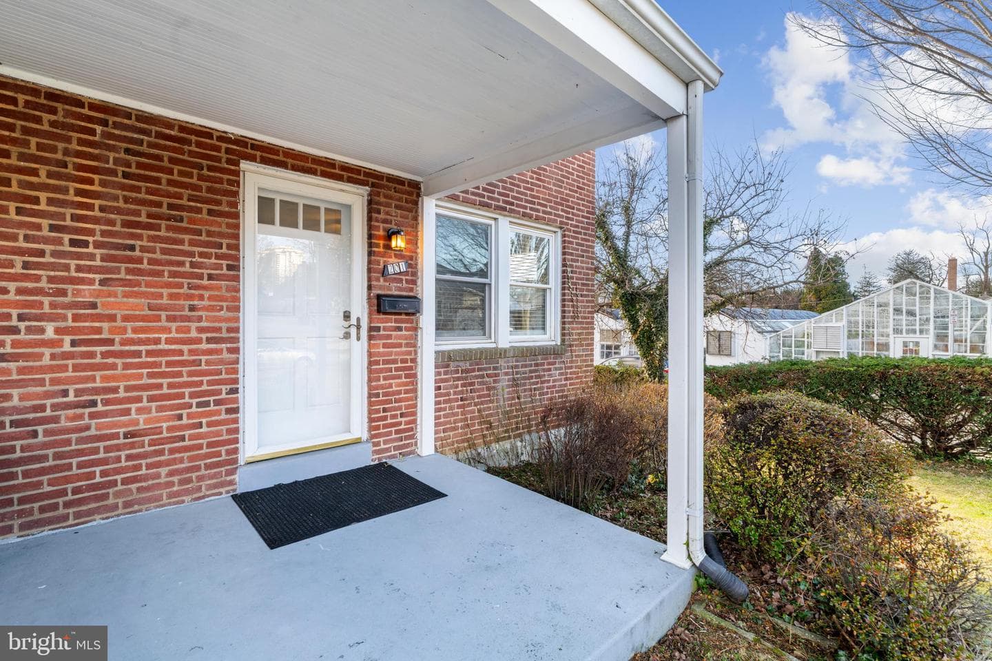 201 Ridge Avenue photo 3