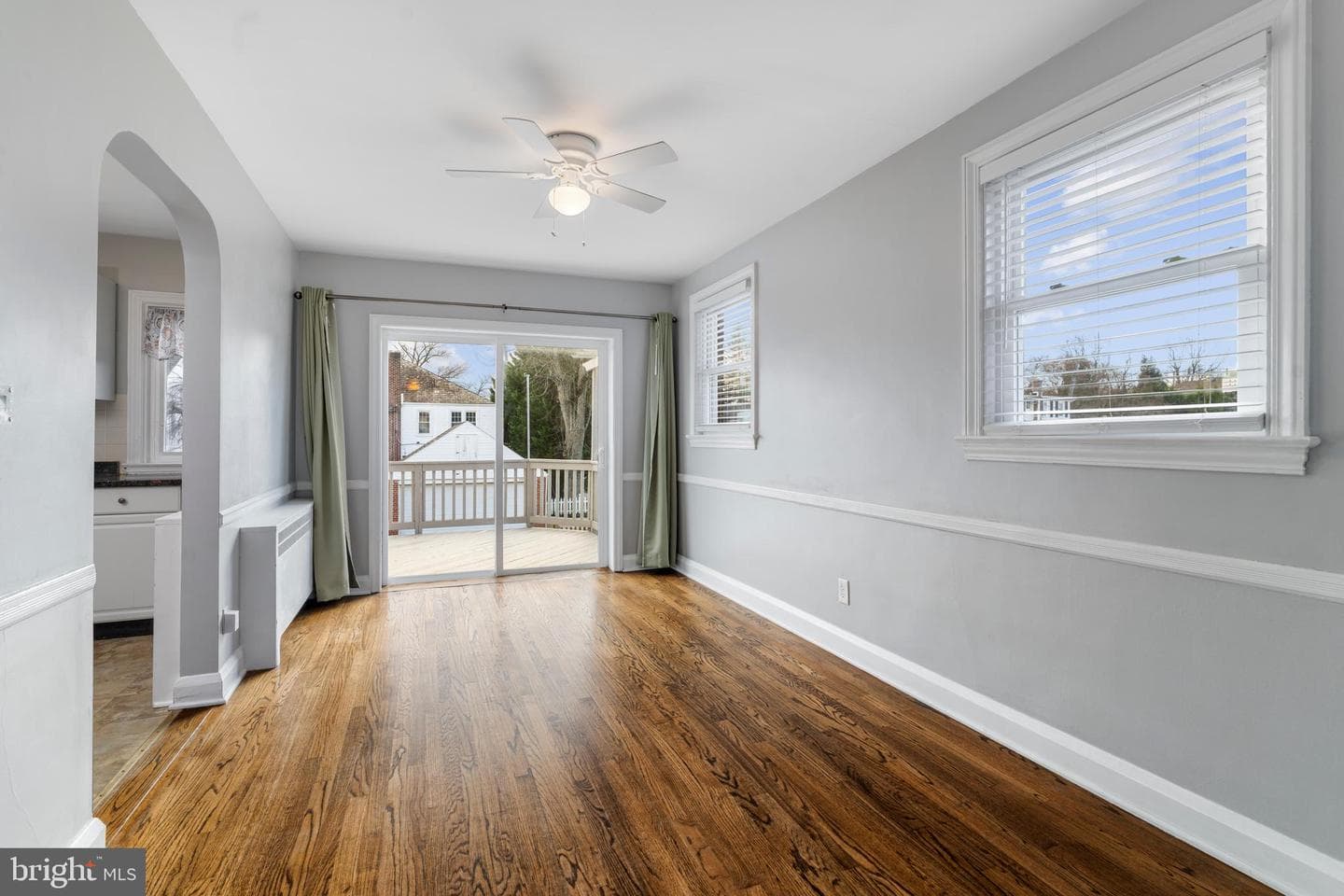 201 Ridge Avenue photo 8