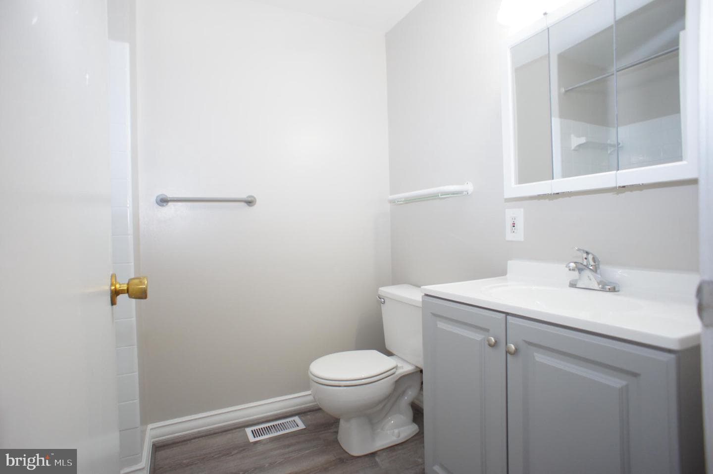 41 Fox Run Court #a photo 10