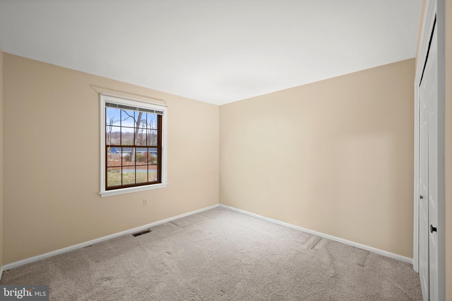 4400 Powells Run Road photo 23