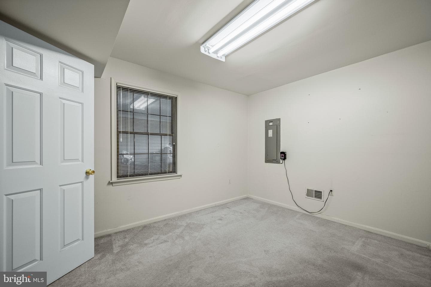 4400 Powells Run Road photo 36