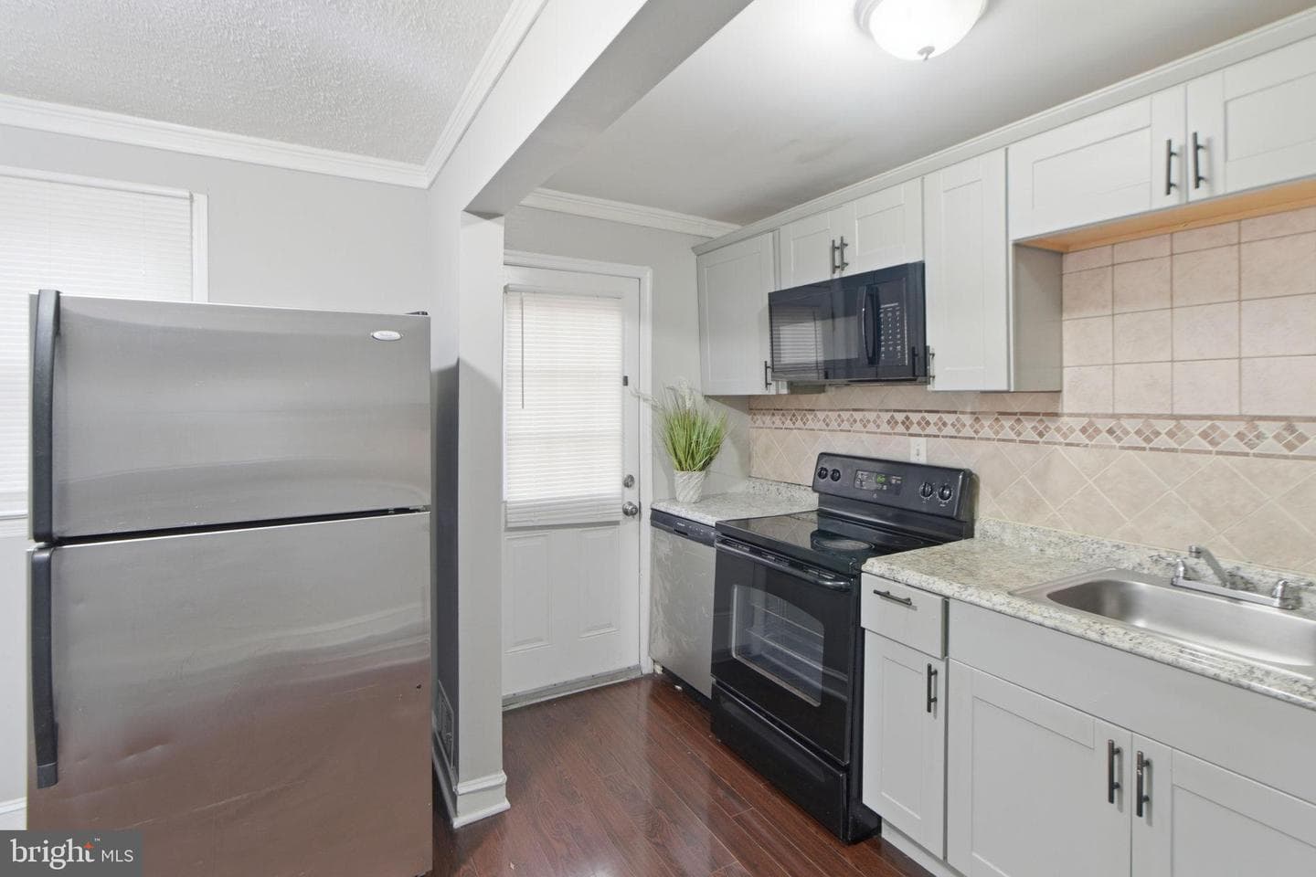 5330 Dogwood Road photo 7