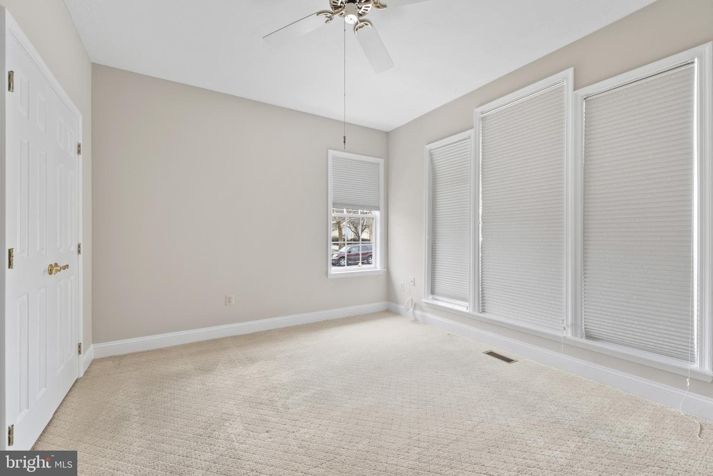 2 Stone Pine Court photo 32