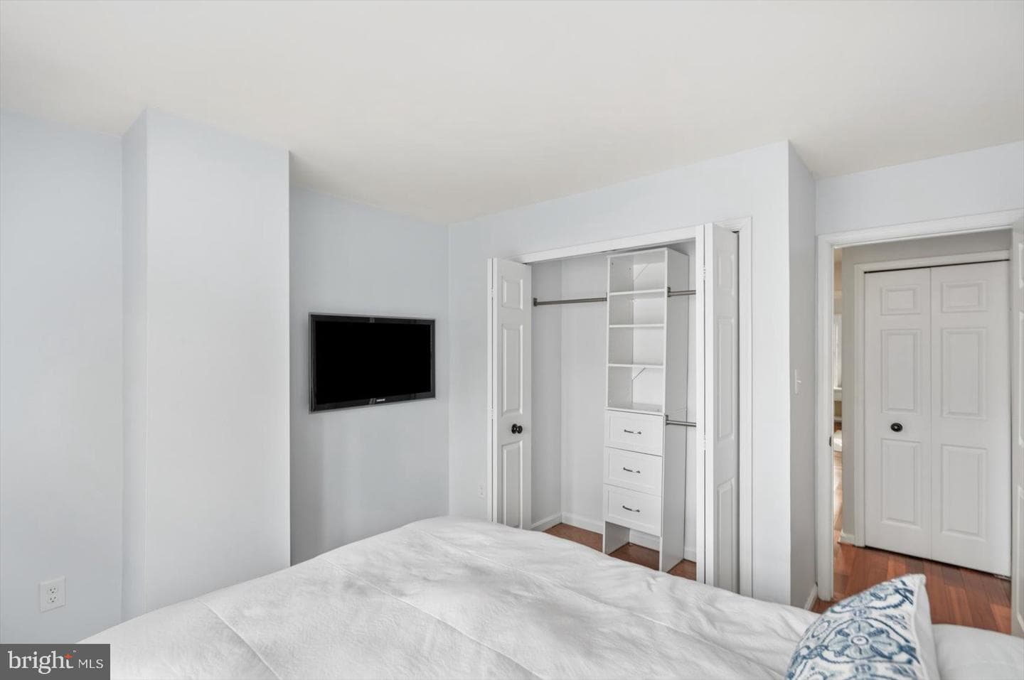 11849 Sherbourne Drive photo 32