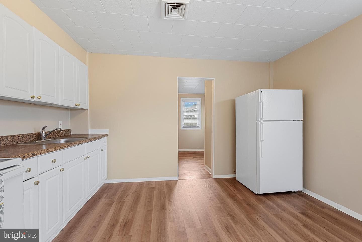 902 Cord Street photo 34