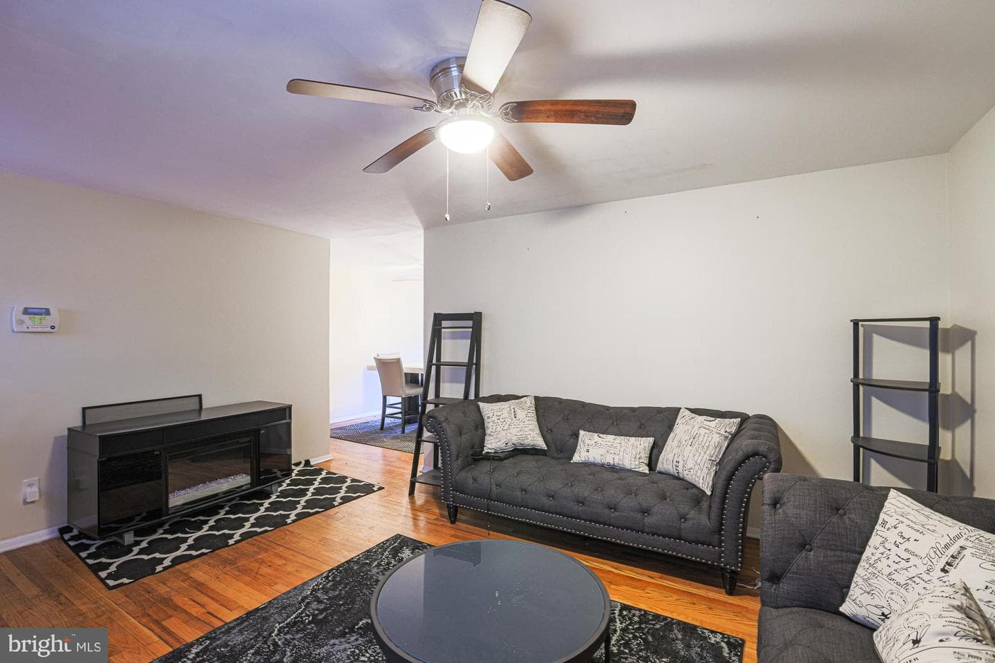 114 Glyndon Drive photo 16