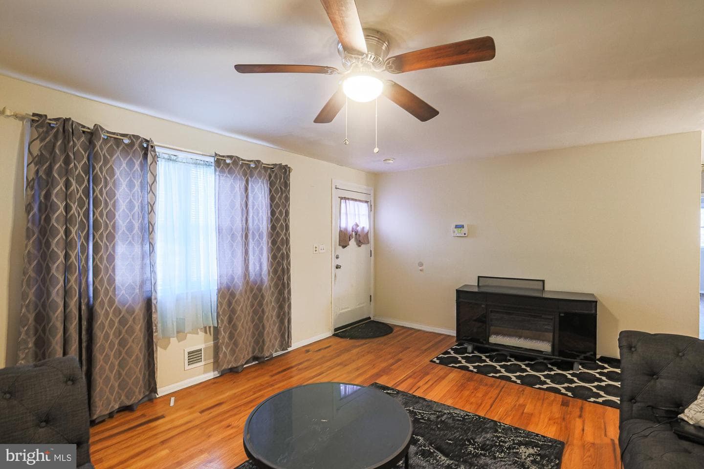 114 Glyndon Drive photo 17
