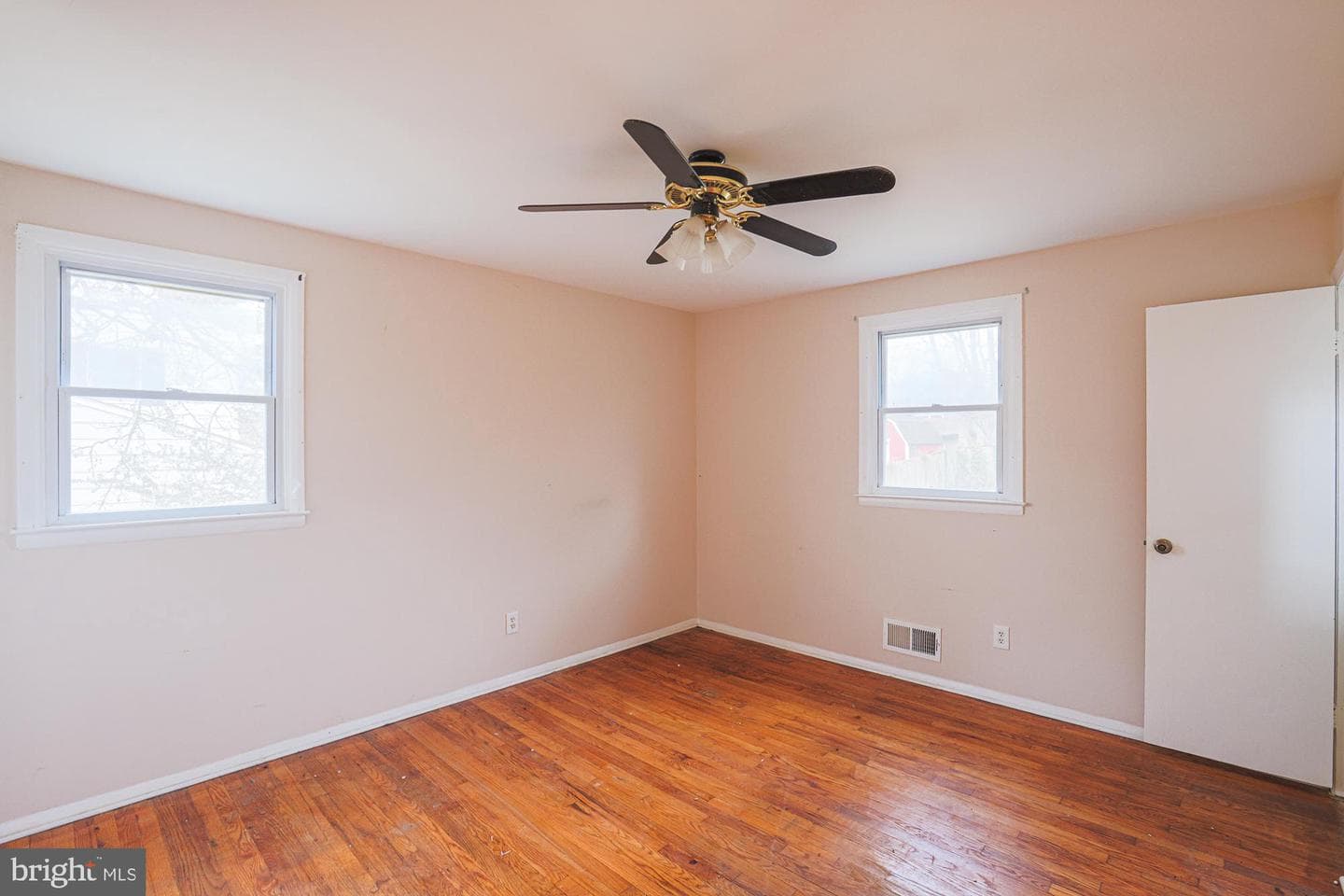 114 Glyndon Drive photo 30