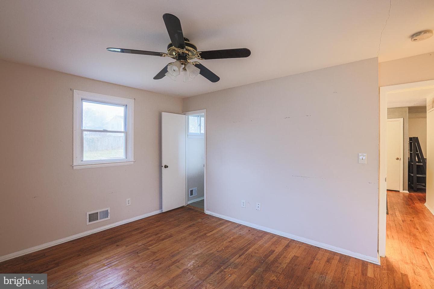 114 Glyndon Drive photo 31