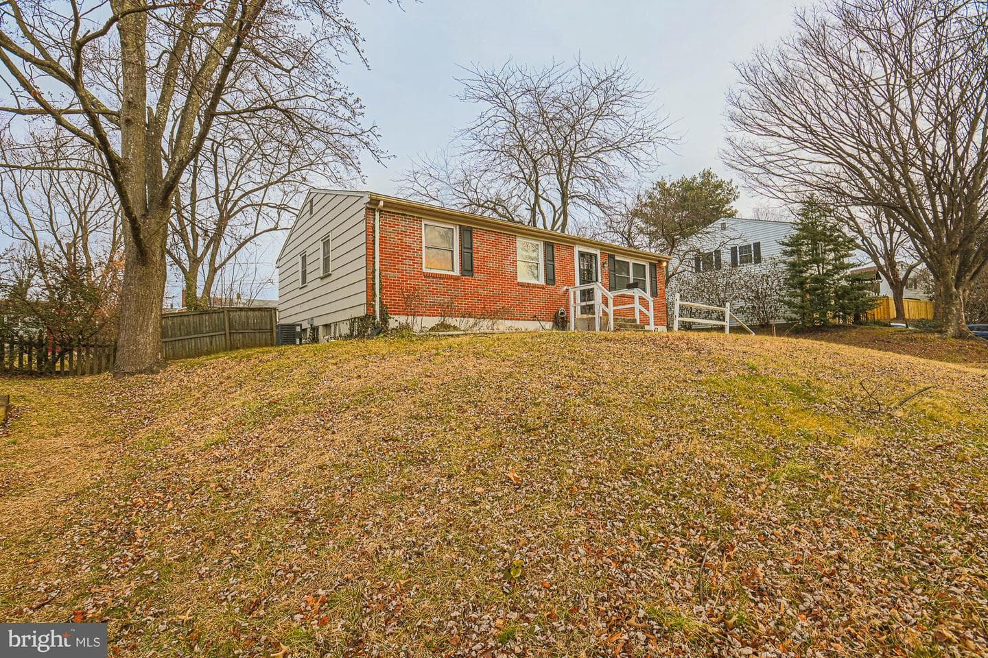 114 Glyndon Drive photo 5