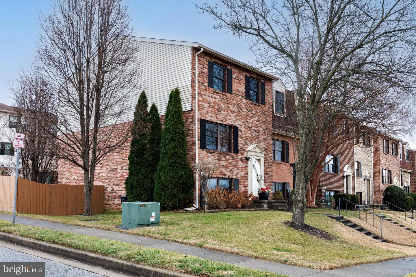 33 Badger Gate Court photo 2