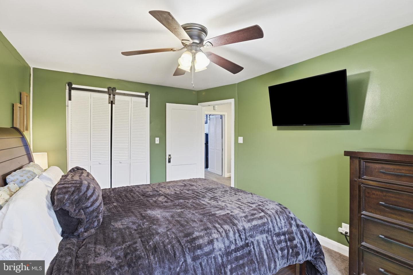 1542 Clairidge Road photo 11