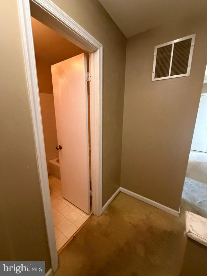 9404 Horn Avenue photo 25