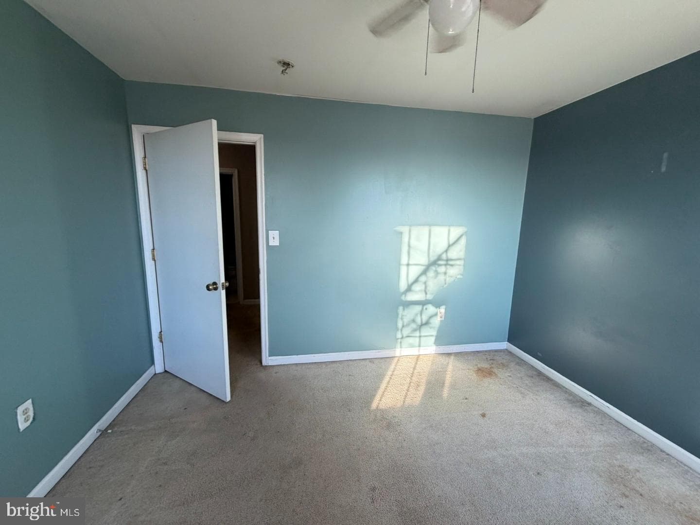 9404 Horn Avenue photo 32