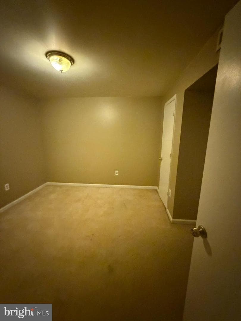 9404 Horn Avenue photo 56