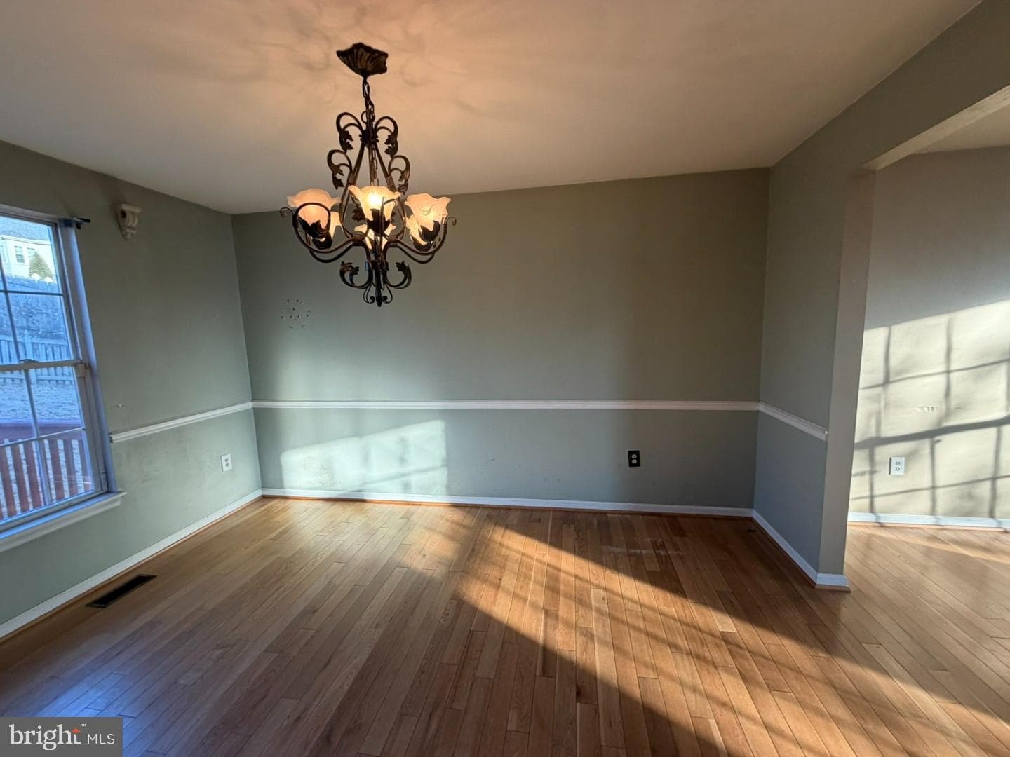 9404 Horn Avenue photo 8