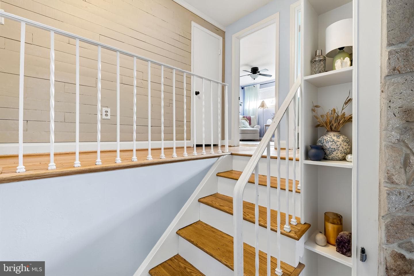 6745 Glenkirk Road photo 13