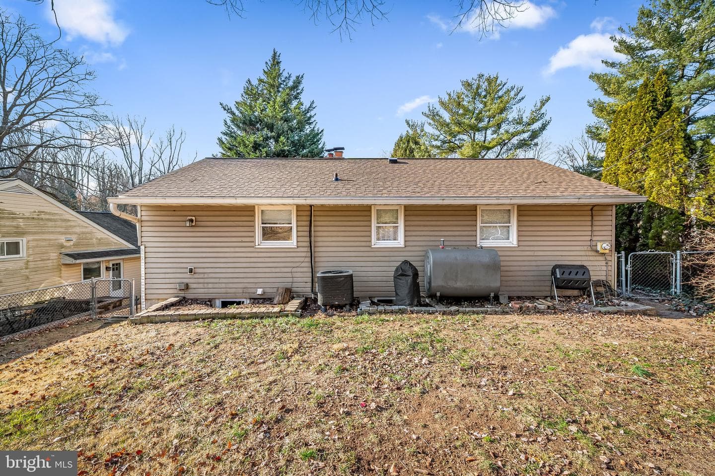 6745 Glenkirk Road photo 32
