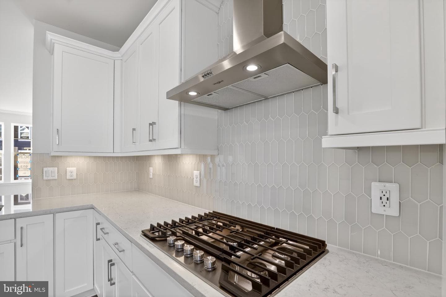 613 Barnehurst Street photo 7