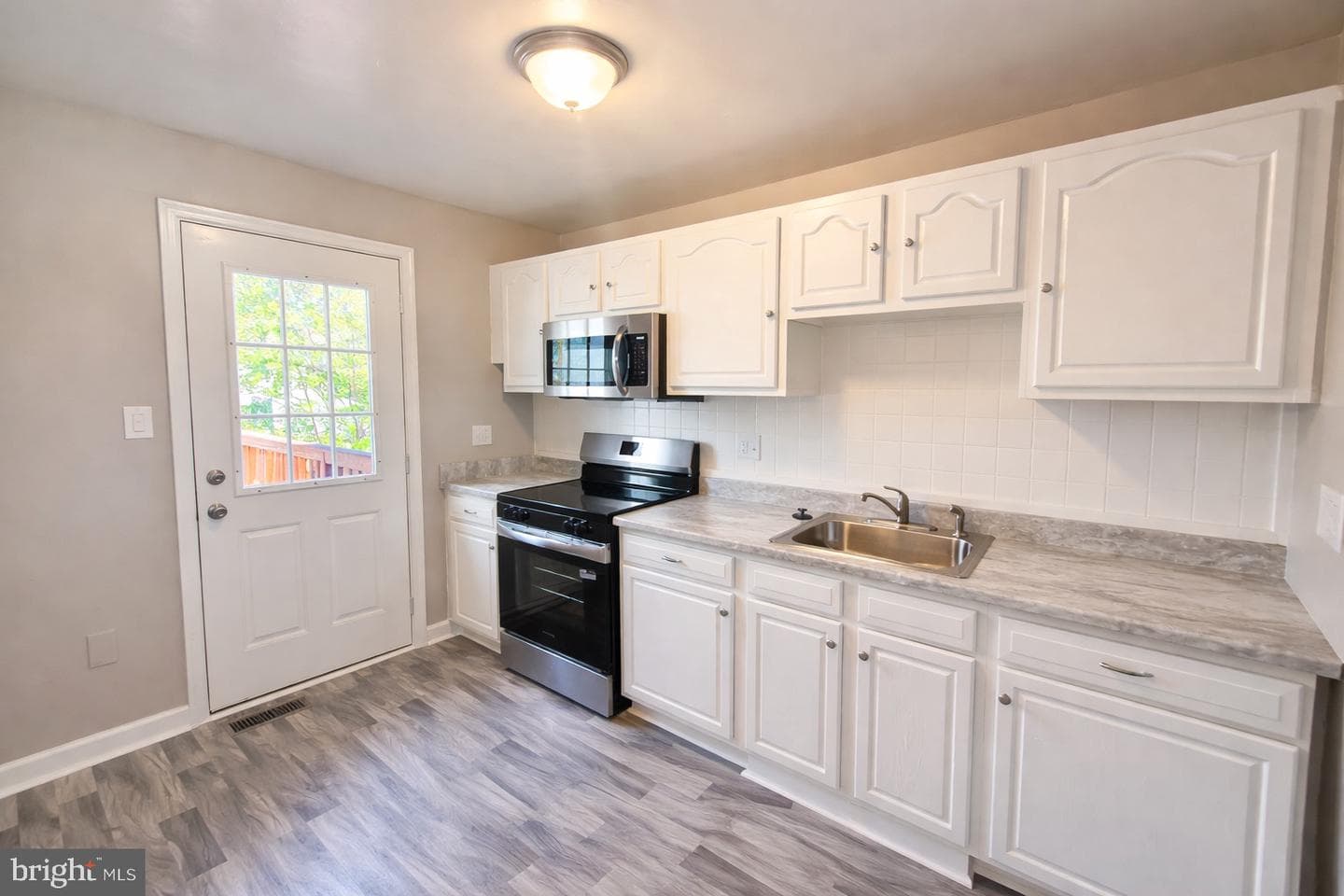 24 Lerner Court #32h photo 9