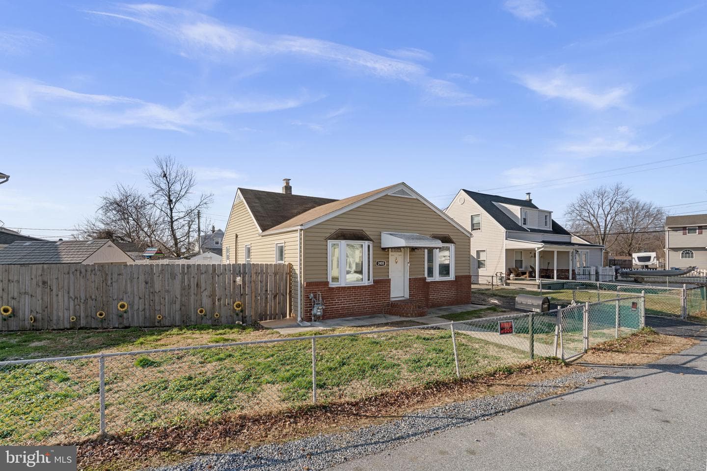 2408 Woodridge Road photo 3