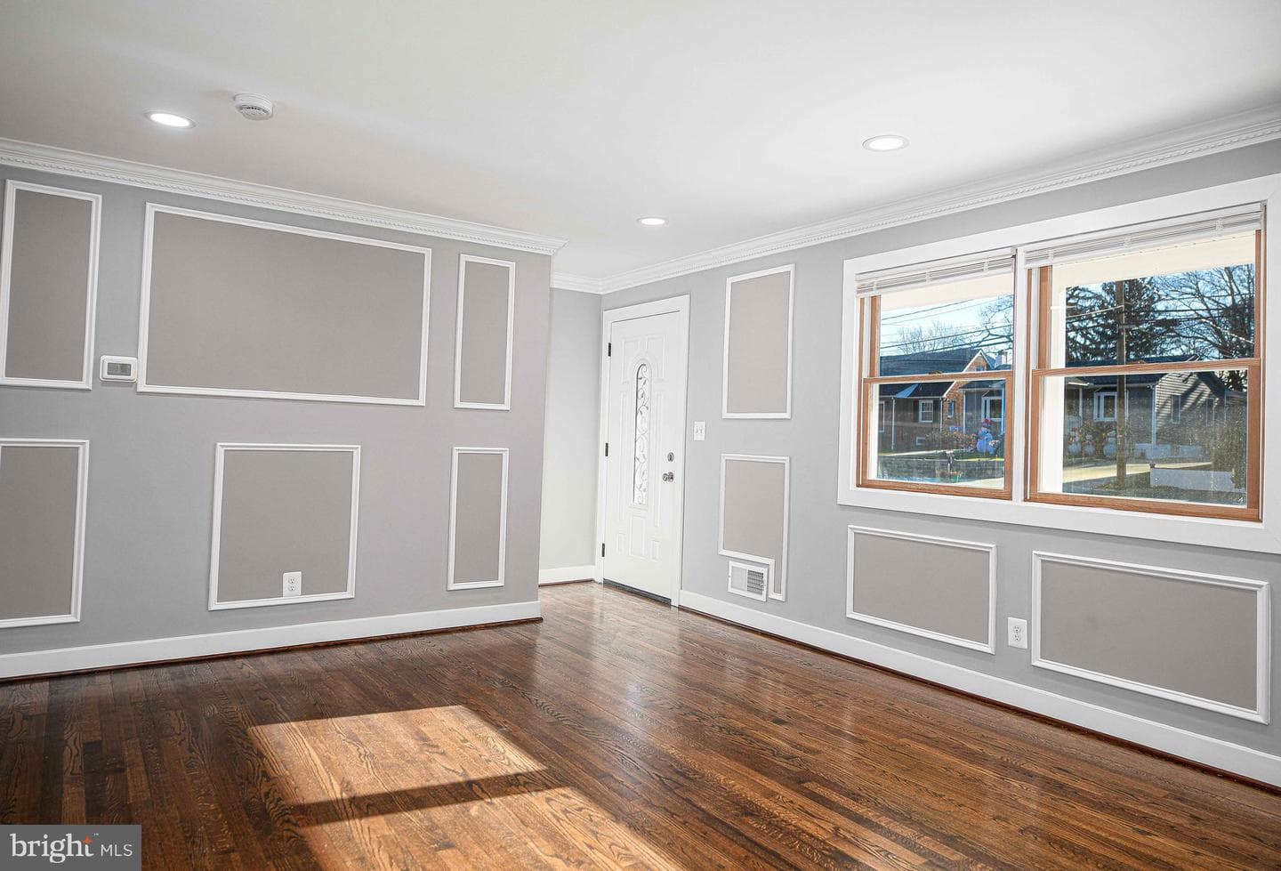 7924 Oakdale Avenue photo 9