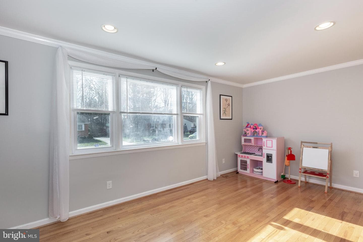 234 Highmeadow Road photo 9