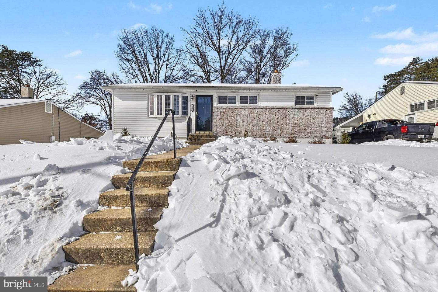 8806 Lakewood photo 1