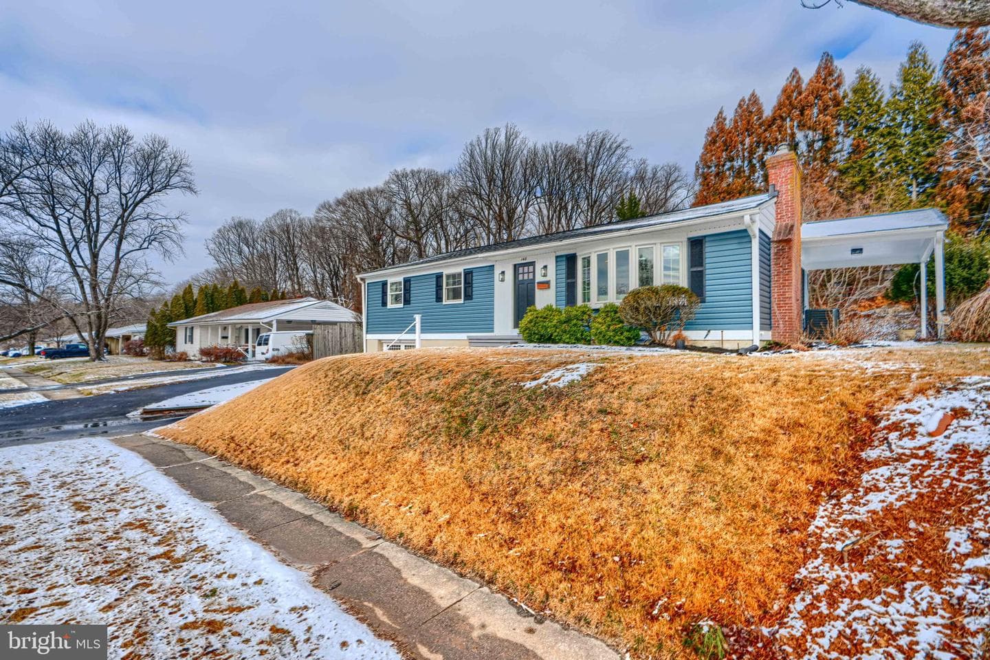 140 E Timonium Road photo 2