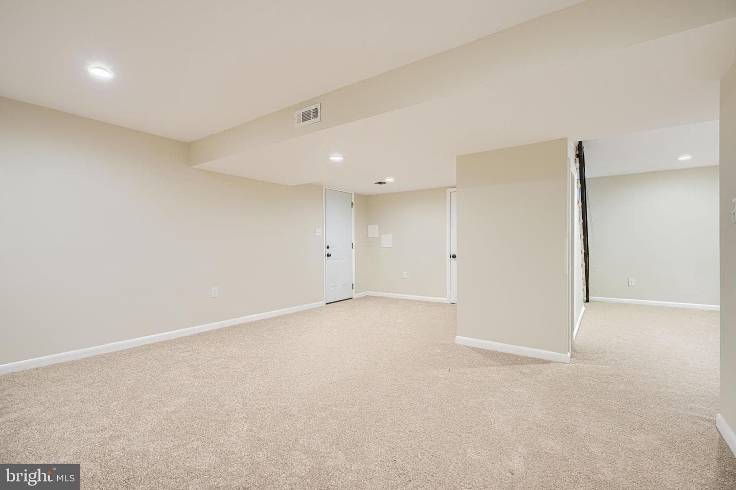 140 E Timonium Road photo 37