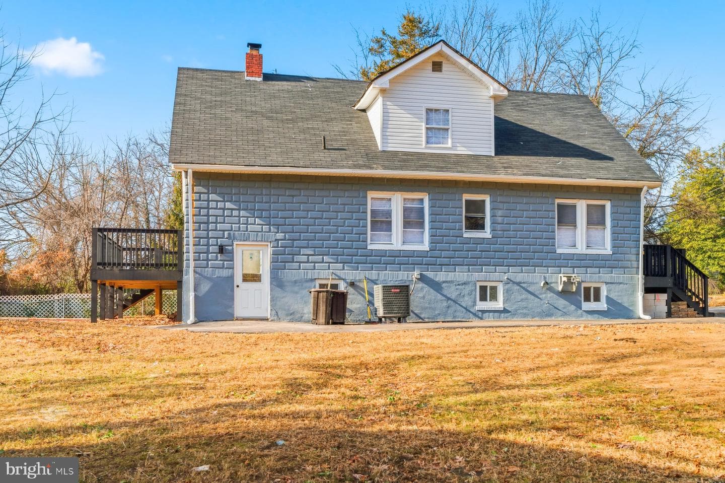 413 1st Avenue photo 23