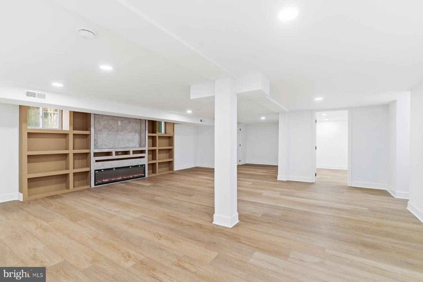 413 1st Avenue photo 29