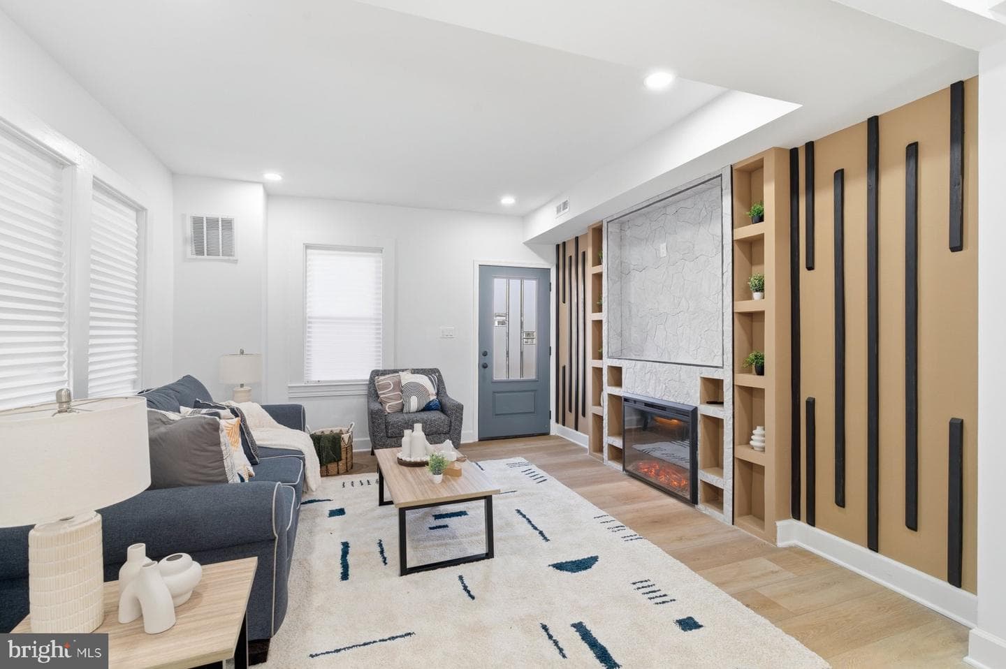 413 1st Avenue photo 5