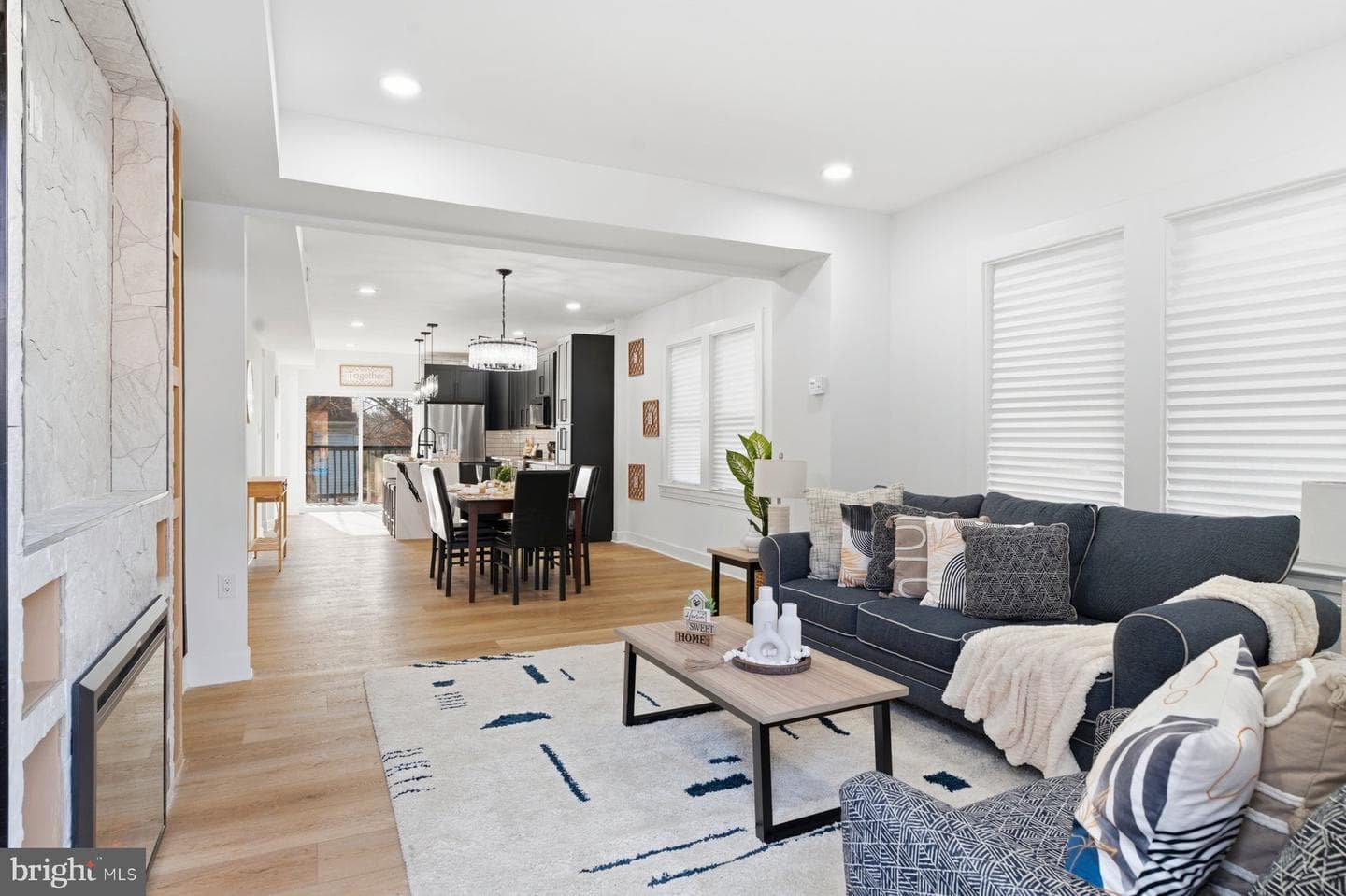 413 1st Avenue photo 6