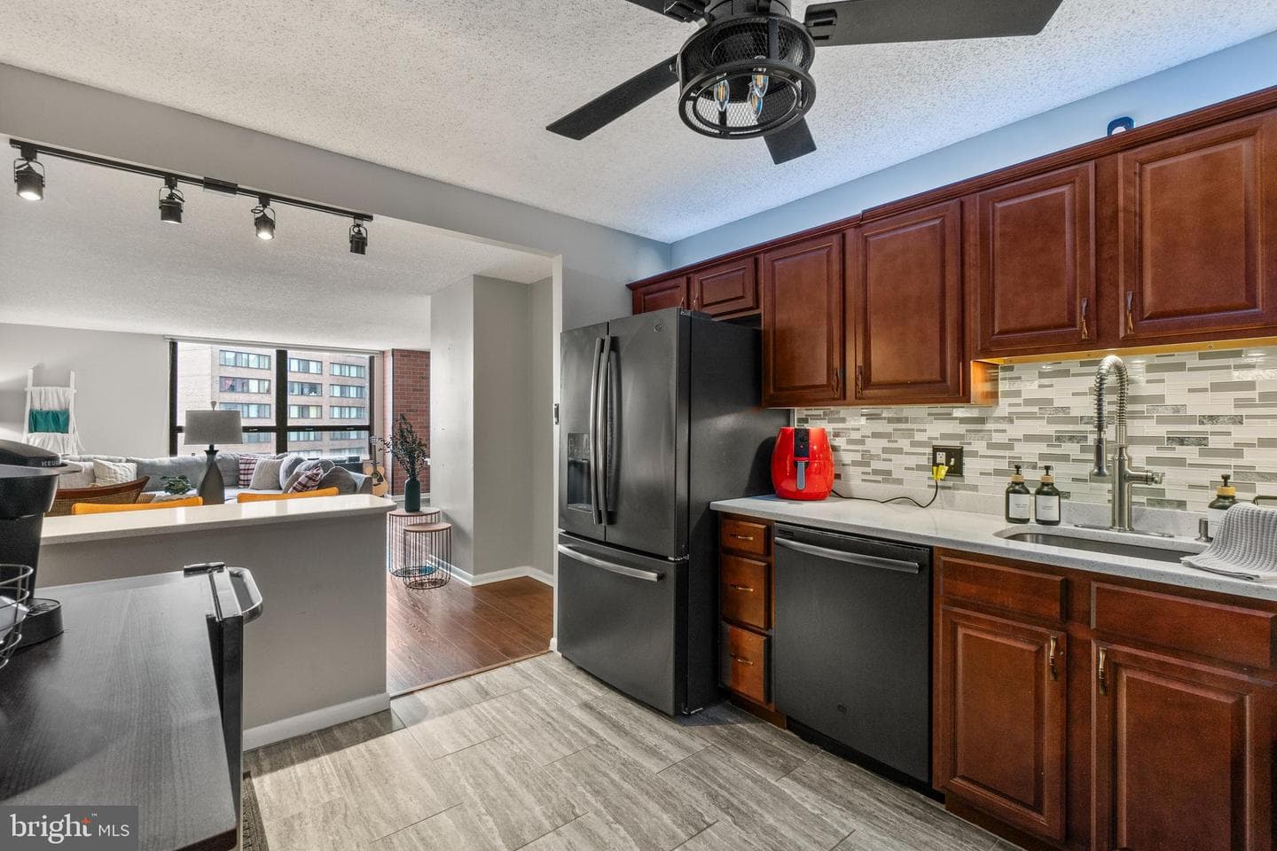 205 E Joppa Road #708 photo 16