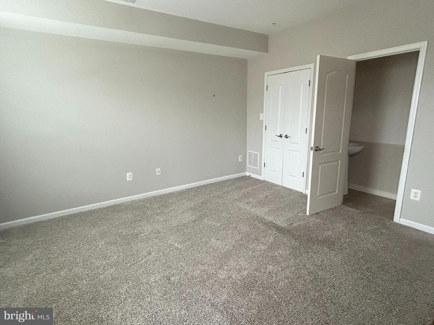 522 Cobble Drive photo 9