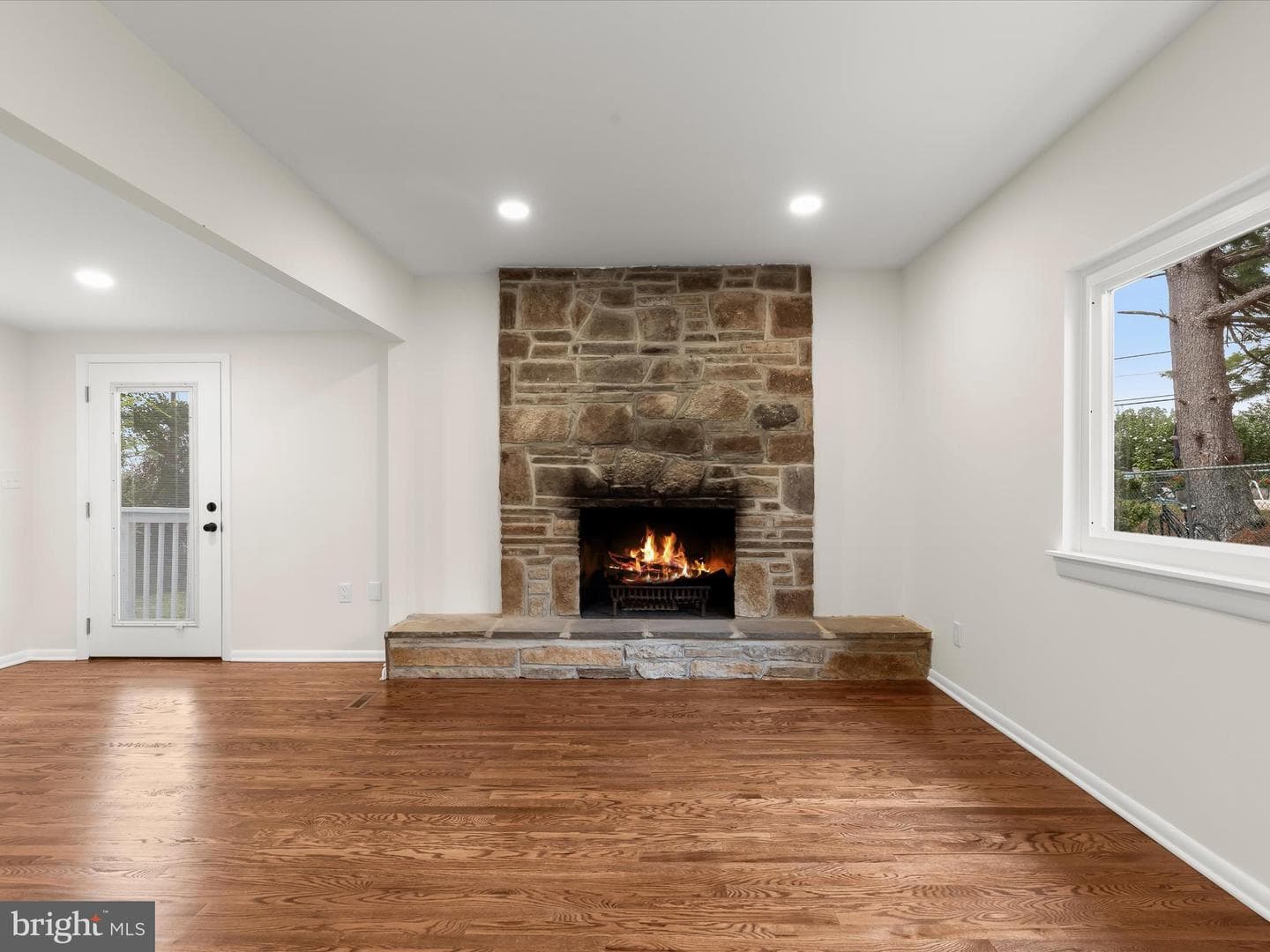 3525 Cabot Road photo 16