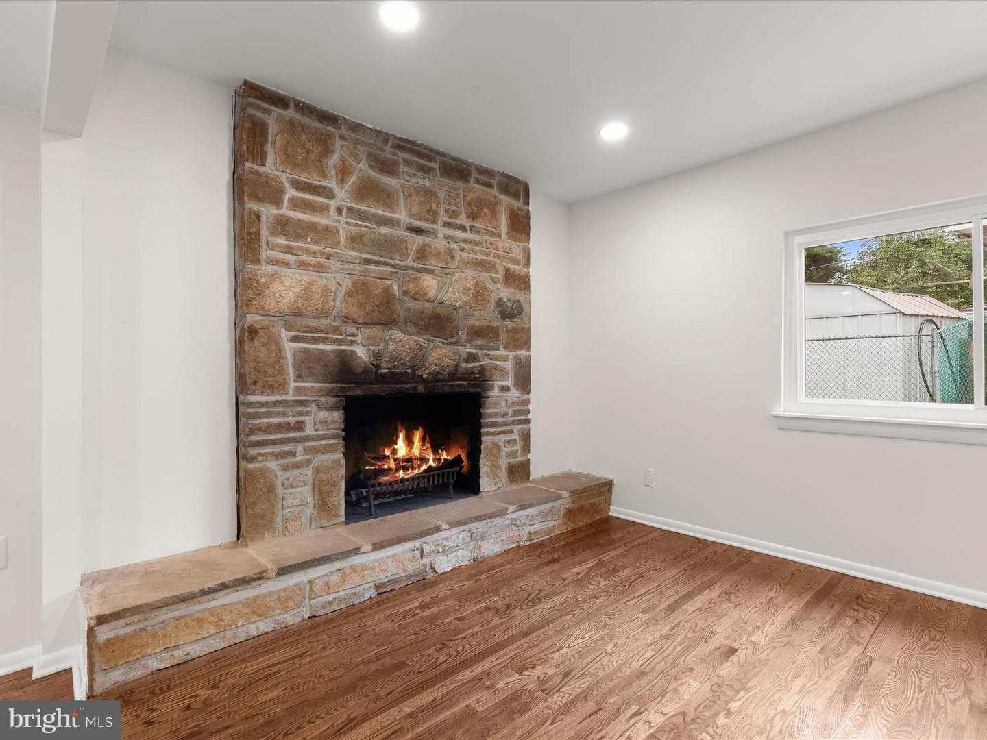 3525 Cabot Road photo 17