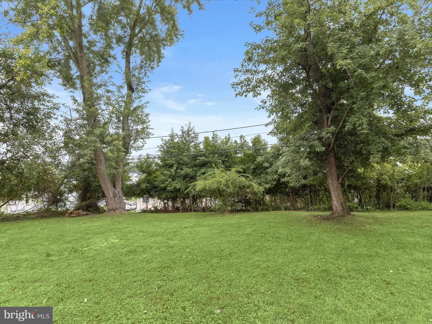 3525 Cabot Road photo 7