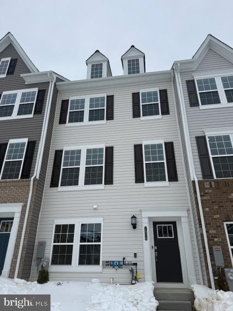 1806 Oxbow Road photo 1