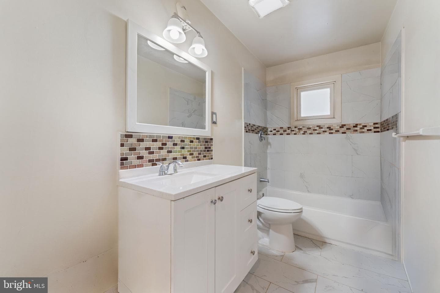 1215 Dorchester Avenue photo 3