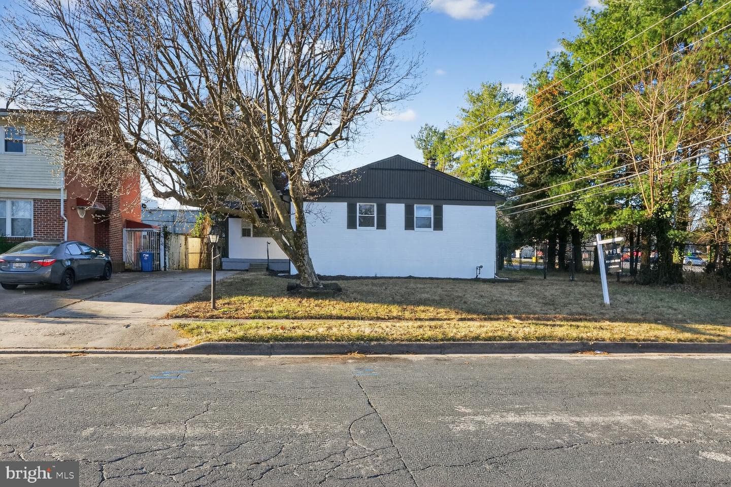 3827 Rayton Road photo 2