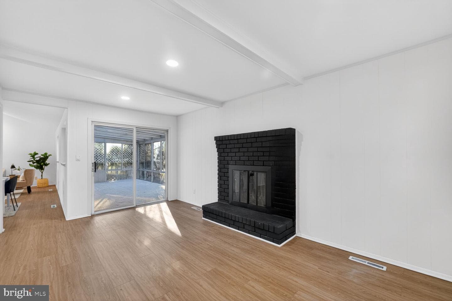 3827 Rayton Road photo 20