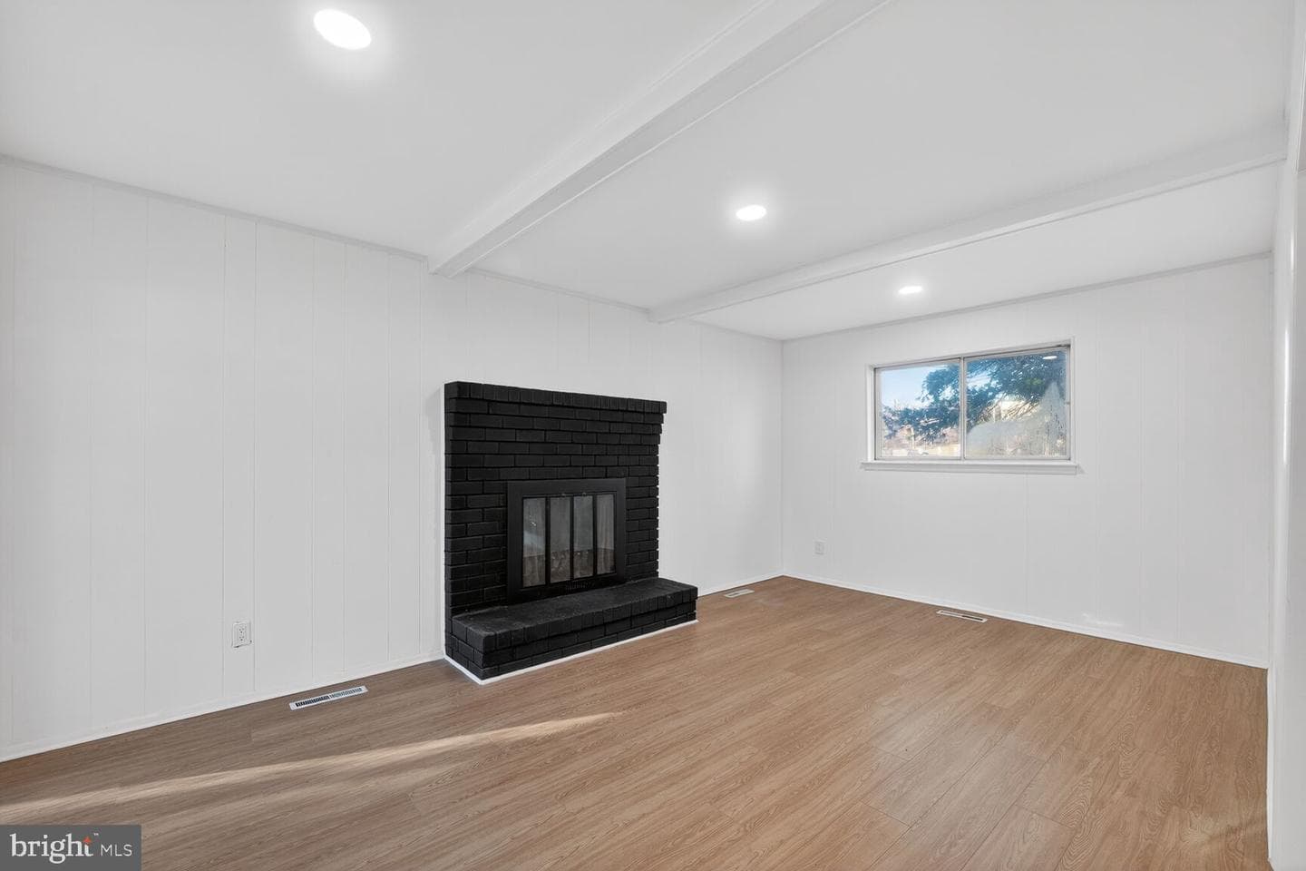 3827 Rayton Road photo 23